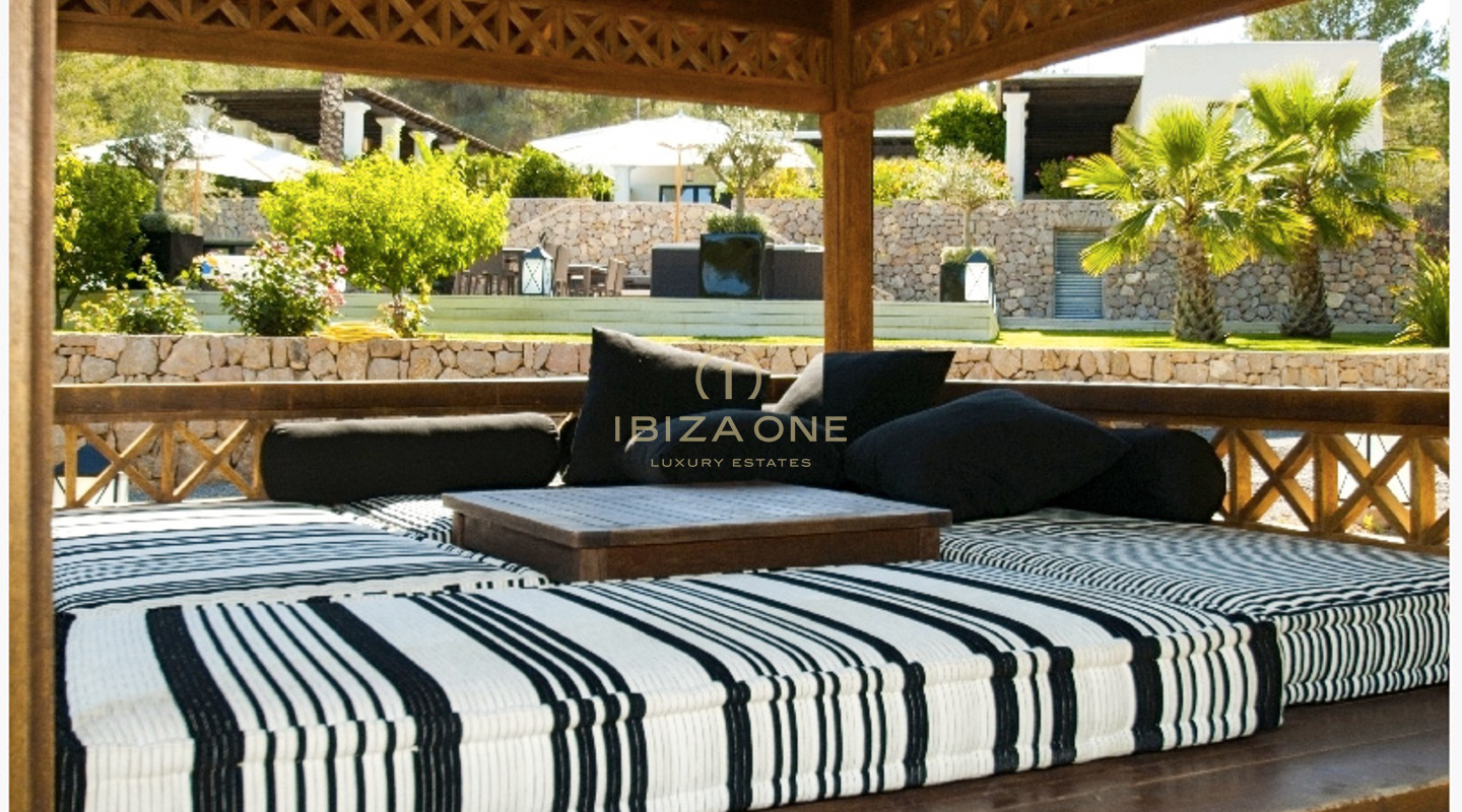 Luxe, prachtig landhuis in Blakstad op uitstekende locatie te koop, Ibiza - Luxe, prachtig landhuis in Blakstad op uitstekende locatie te huur, Ibiza