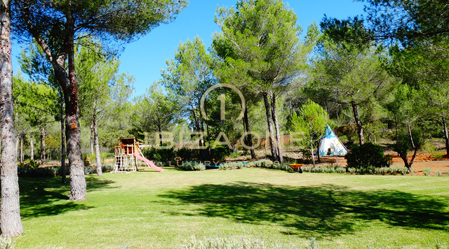 Luxuriöses, wunderschönes Landhaus in Blakstad in ausgezeichneter Lage zu verkaufen, Ibiza - Luxuriöses, wunderschönes Landhaus in Blakstad in ausgezeichneter Lage zu vermieten, Ibiza