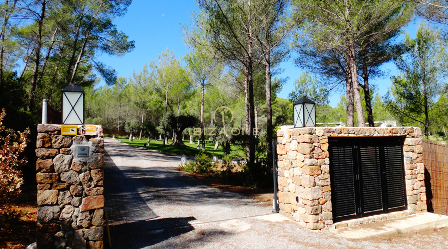 Luxe, prachtig landhuis in Blakstad op uitstekende locatie te koop, Ibiza - Luxe, prachtig landhuis in Blakstad op uitstekende locatie te huur, Ibiza
