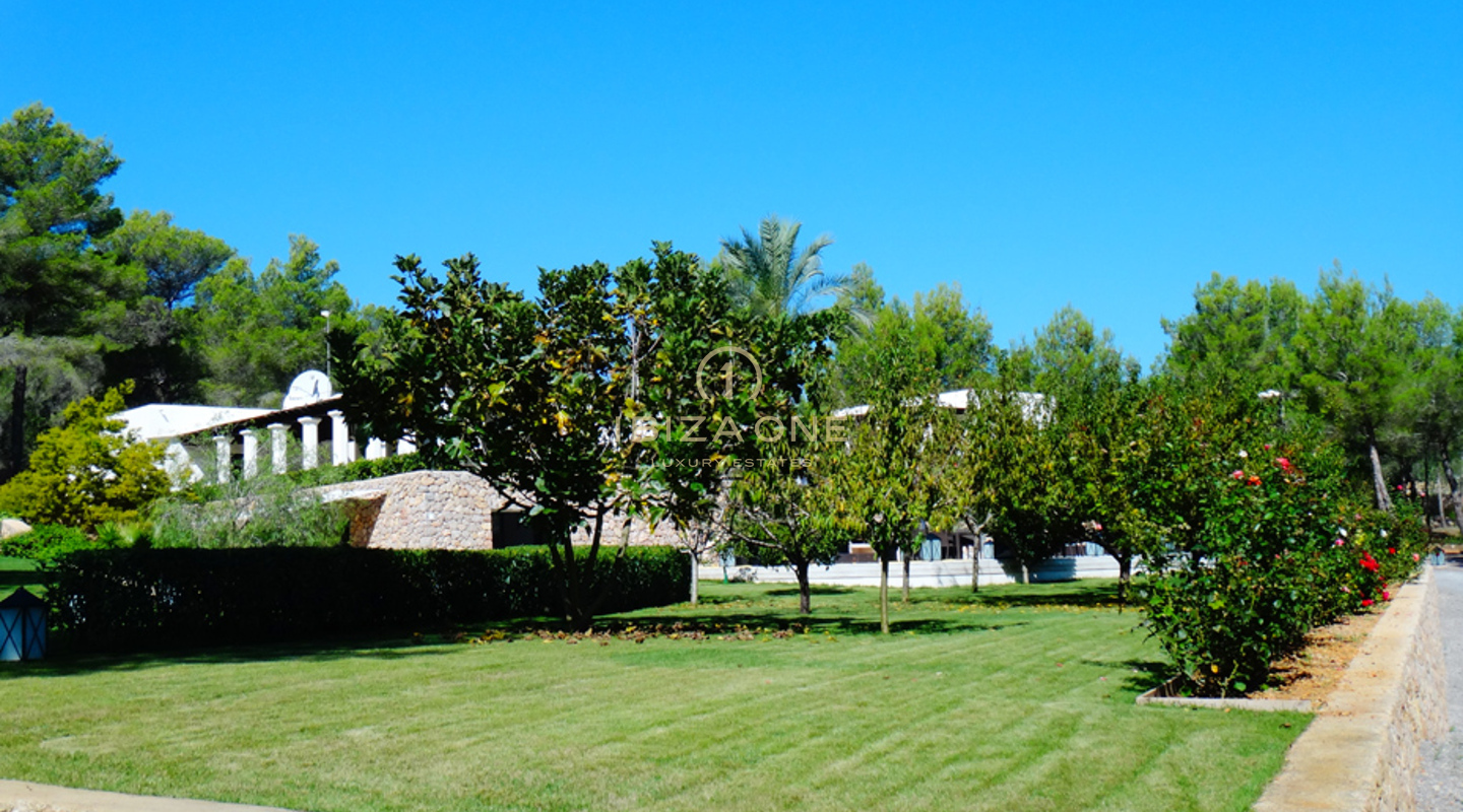 Luxe, prachtig landhuis in Blakstad op uitstekende locatie te koop, Ibiza - Luxe, prachtig landhuis in Blakstad op uitstekende locatie te huur, Ibiza