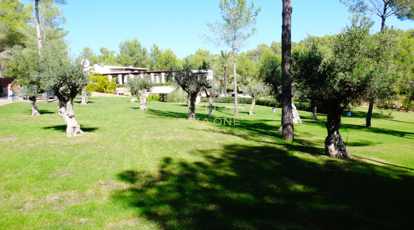 Lussuosa e splendida proprietà di campagna a Blakstad in posizione eccellente in vendita, Ibiza - Lussuosa e splendida proprietà di campagna a Blakstad in posizione eccellente in affitto, Ibiza