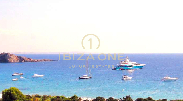 Magnifique villa de luxe en bord de mer à louer à Cala Jondal, Ibiza