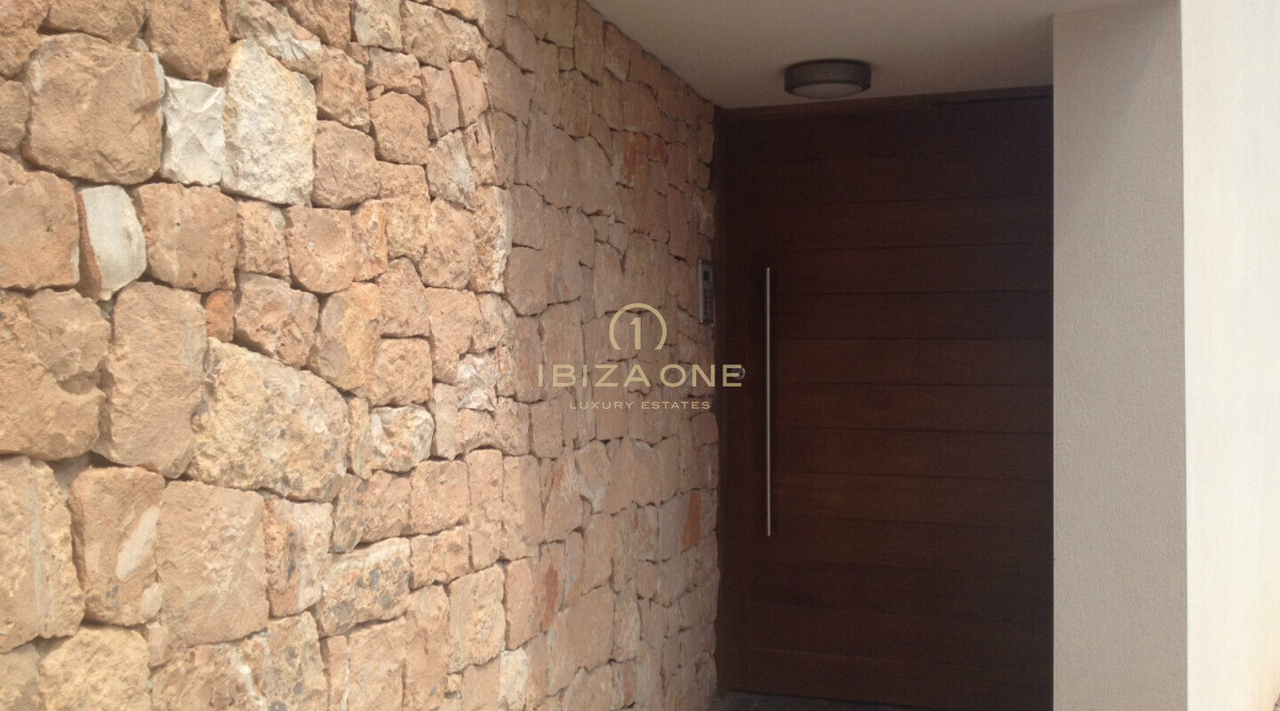 Beautiful and luxurious 2 bedroom apartment in Sant Josep for sale, Ibiza - Beautiful and luxurious 2 bedroom apartment in Sant Josep for rent, Ibiza
