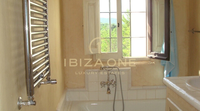Groot luxe pand met prachtige villa en gastenverblijf te koop, Ibiza - Groot luxe pand met prachtige villa en gastenverblijf te huur, Ibiza