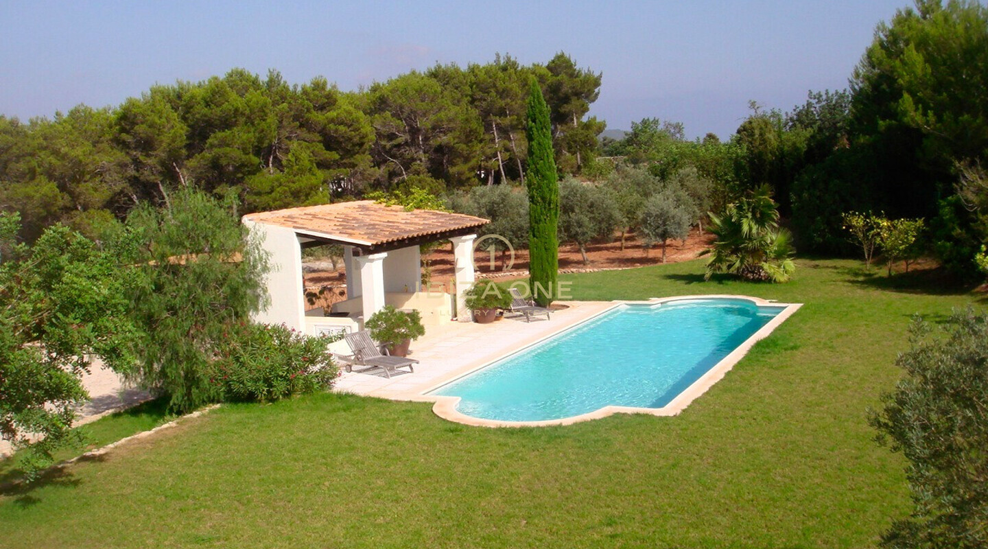 Großes Luxusanwesen mit wunderschöner Villa und Gästehaus zu verkaufen, Ibiza - Großes Luxusanwesen mit wunderschöner Villa und Gästehaus zu vermieten, Ibiza
