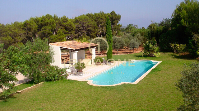 Grande proprietà di lusso con una splendida villa e una dependance in vendita, Ibiza - Grande proprietà di lusso con una splendida villa e una dependance in affitto, Ibiza