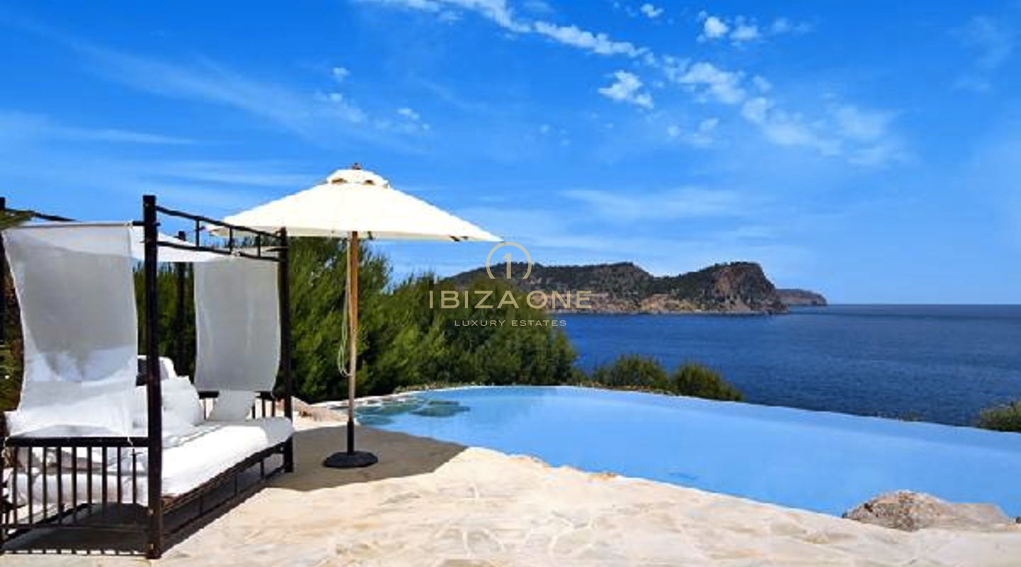 Superbe propriété / villa de luxe en première ligne à vendre, Ibiza - Superbe propriété / villa de luxe en première ligne à louer, Ibiza