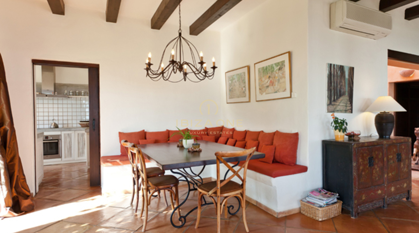 Belle finca avec grands jardins, maison d'hôtes indépendante à louer, Ibiza