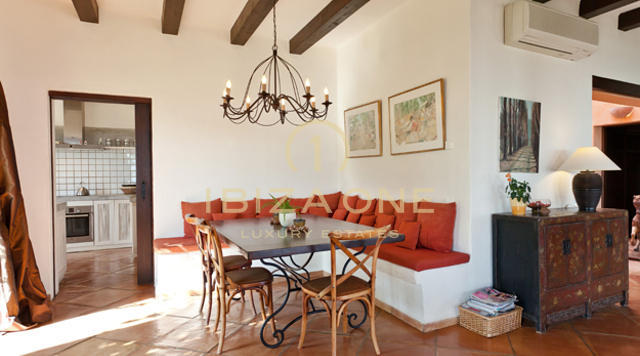 Schöne Finca mit großem Garten, separatem Gästehaus zu vermieten, Ibiza