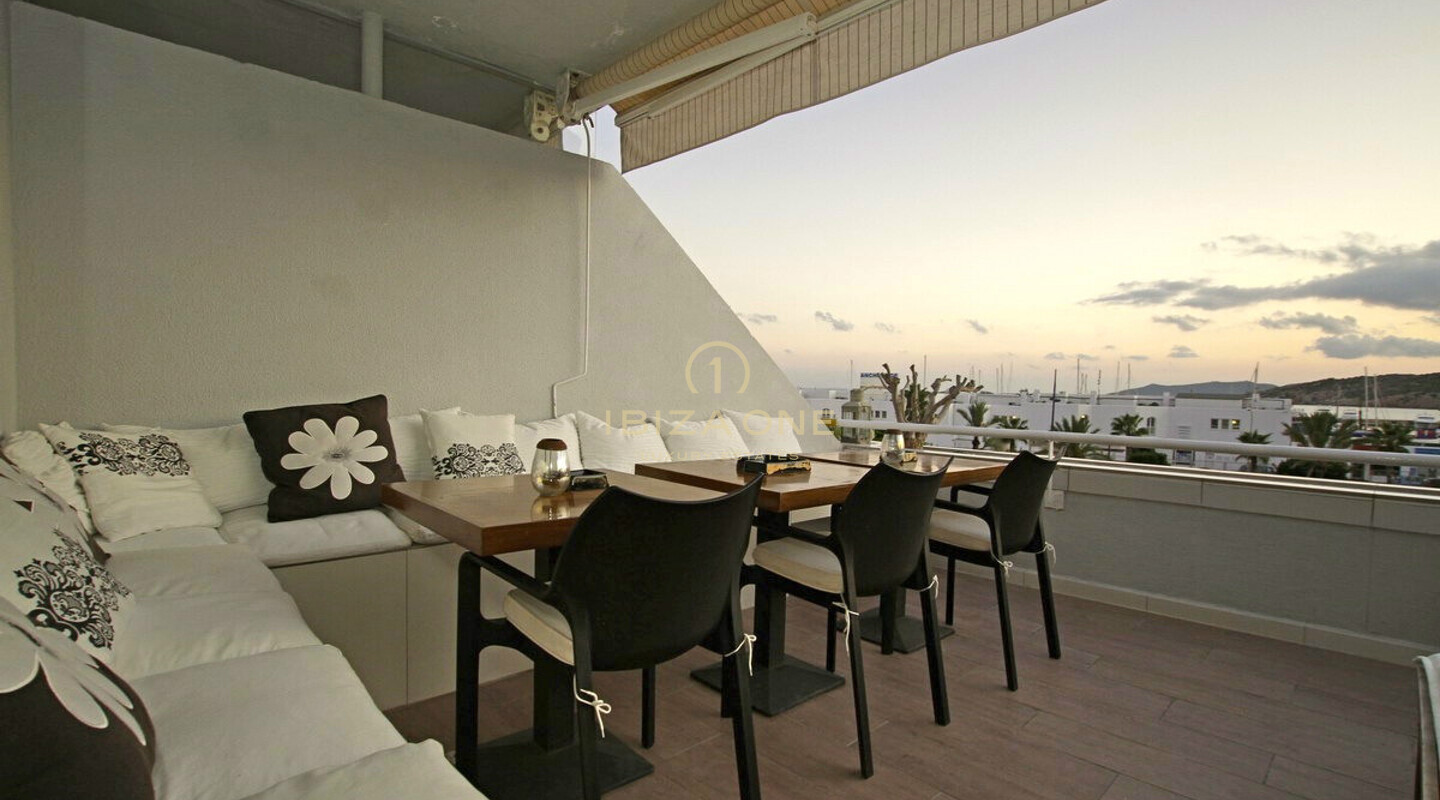 Appartamento di lusso ed esclusivo in vendita a Marina Botafoch con vista sul mare e Dalt Vila, Ibiza - Appartamento di lusso ed esclusivo in affitto a Marina Botafoch con vista sul mare e Dalt Vila, Ibiza