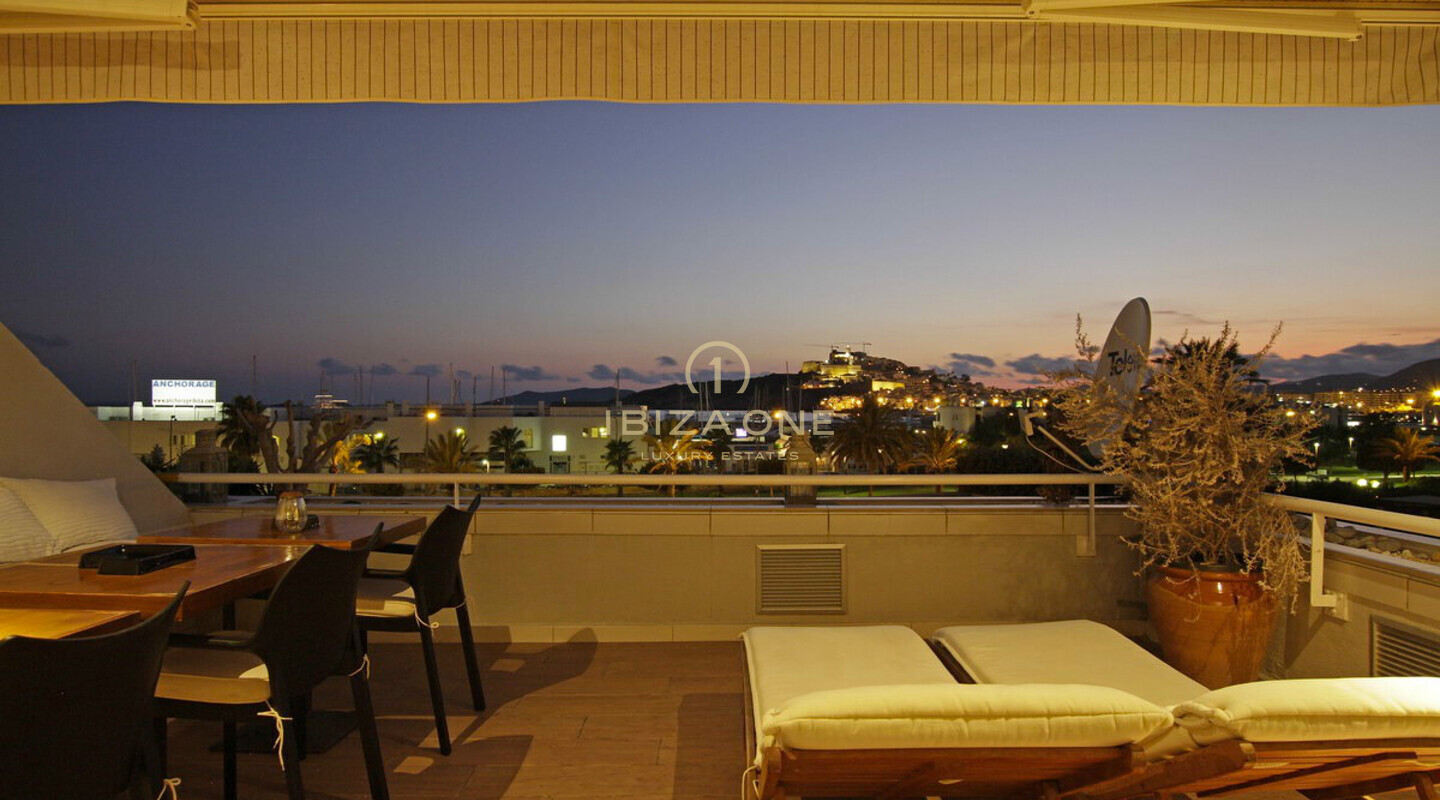 Appartamento di lusso ed esclusivo in vendita a Marina Botafoch con vista sul mare e Dalt Vila, Ibiza - Appartamento di lusso ed esclusivo in affitto a Marina Botafoch con vista sul mare e Dalt Vila, Ibiza