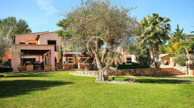 Magnifique domaine / villa de luxe méditerranéen à vendre, Ibiza - Magnifique domaine / villa de luxe méditerranéen à louer, Ibiza