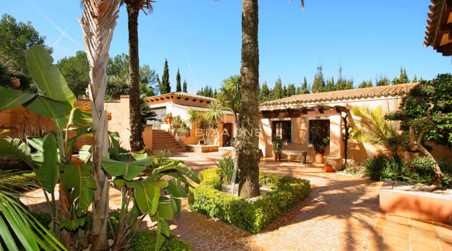 Beautiful Mediterranean luxury estate / villa for sale, Ibiza - Beautiful Mediterranean luxury estate / villa for rent, Ibiza