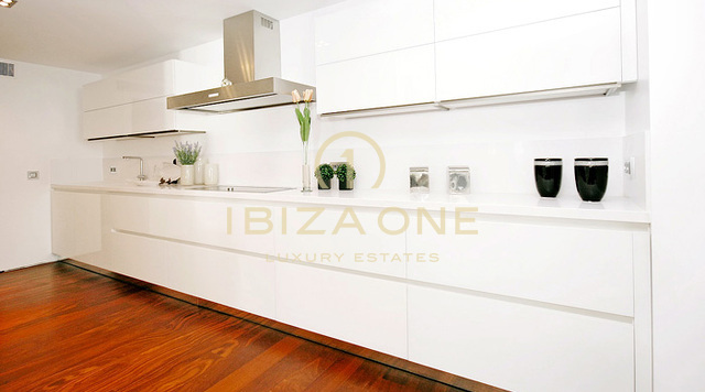 Moderne luxe villa met eigen toegang tot de zee te koop, Mallorca - Moderne luxe villa met eigen toegang tot de zee te huur, Mallorca