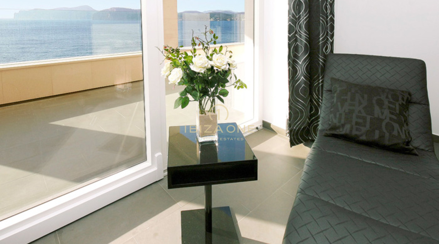 Modern luxury villa with own sea access for sale, Mallorca - Modern luxury villa with own sea access for rent, Mallorca