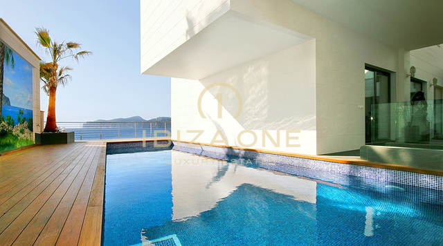 Moderne Luxusvilla mit eigenem Meerzugang zu verkaufen, Mallorca - Moderne Luxusvilla mit eigenem Meerzugang zu vermieten, Mallorca