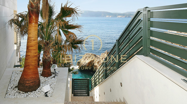 Moderne Luxusvilla mit eigenem Meerzugang zu verkaufen, Mallorca - Moderne Luxusvilla mit eigenem Meerzugang zu vermieten, Mallorca