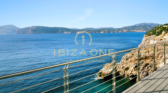 Modern luxury villa with own sea access for sale, Mallorca - Modern luxury villa with own sea access for rent, Mallorca