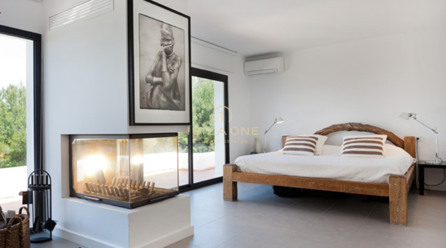 Moderne Villa mit wunderschönem Garten und Meerblick zu vermieten, Ibiza