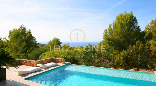Moderne Villa mit wunderschönem Garten und Meerblick zu vermieten, Ibiza