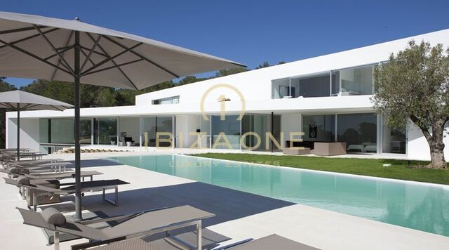 Villa de diseño minimalista de lujo en venta - diseñada por un conocido arquitecto, Ibiza - Villa de diseño minimalista de lujo en alquiler - diseñada por un conocido arquitecto, Ibiza