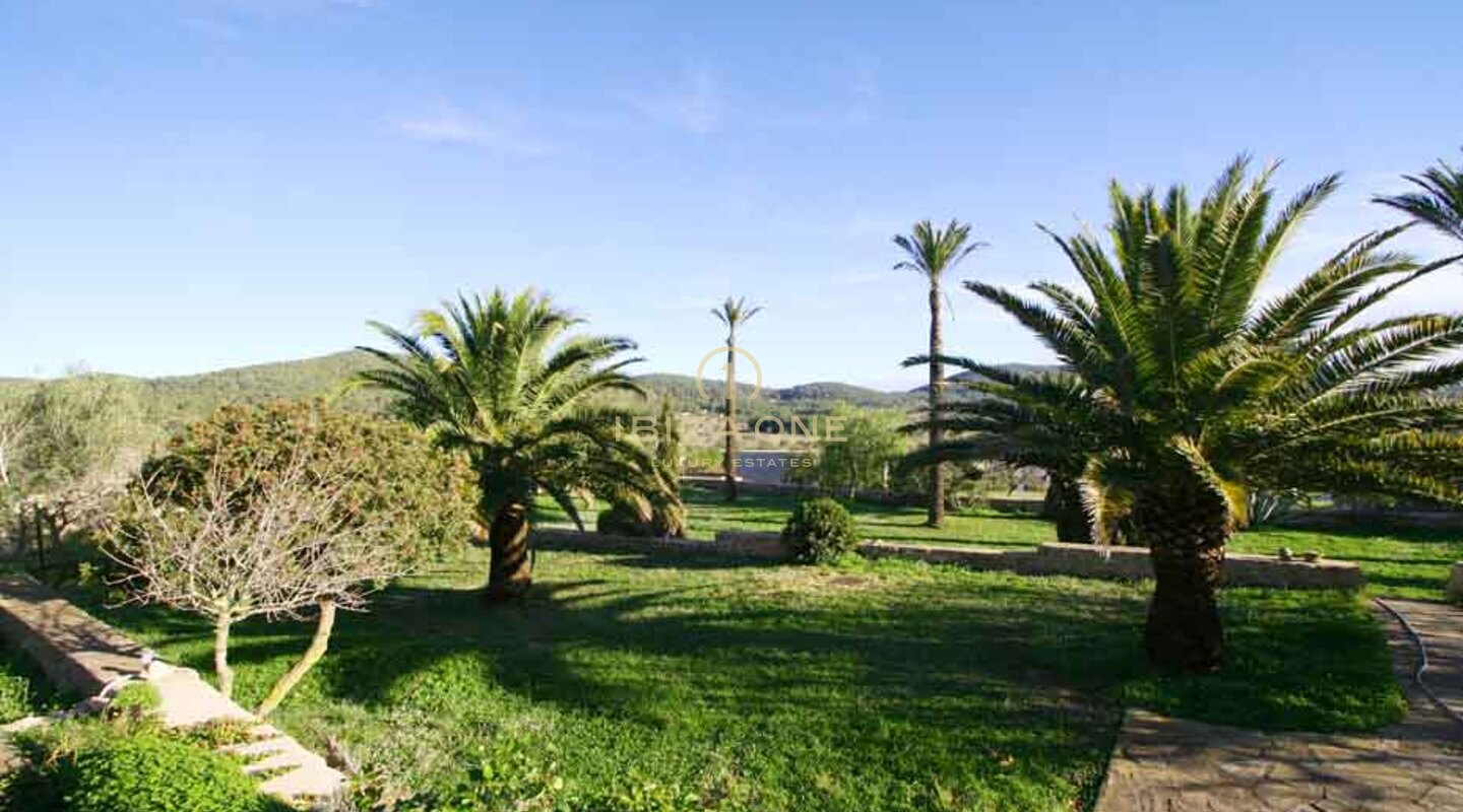 Lujosa y preciosa finca/villa original ibicenca del siglo VIII en venta, Ibiza - Lujosa y preciosa finca/villa original ibicenca del siglo VIII en alquiler, Ibiza