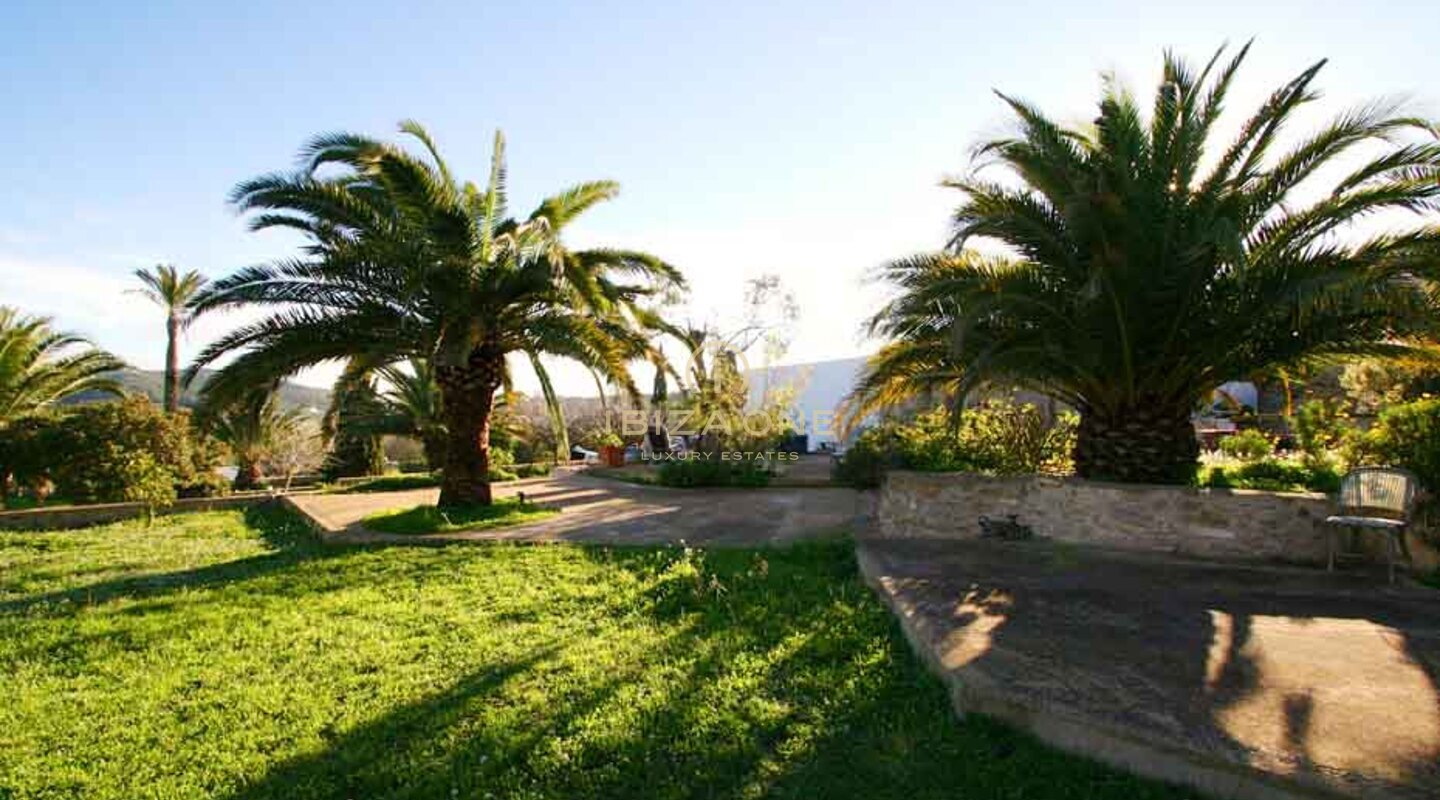Luxueuse et magnifique finca / villa originale d'Ibiza du 8ème siècle à vendre, Ibiza - Luxueuse et magnifique finca / villa originale d'Ibiza du 8ème siècle à louer, Ibiza