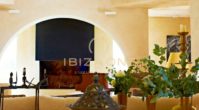 Luxe en exclusieve villa aan zee met directe toegang tot de zee - eerste lijn aan zee - waterkant te koop, Ibiza - Luxe en exclusieve villa aan zee met directe toegang tot de zee - eerste lijn aan zee - waterkant te huur, Ibiza