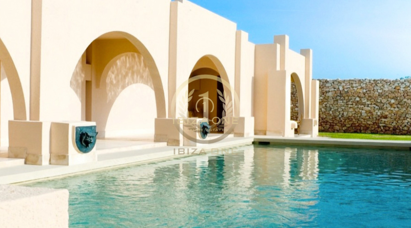Luxury and Exclusive sea frontline Villa with direct sea access - first line sea - waterfront for sale, Ibiza - Luxury and Exclusive sea frontline Villa with direct sea access - first line sea - waterfront for rent, Ibiza