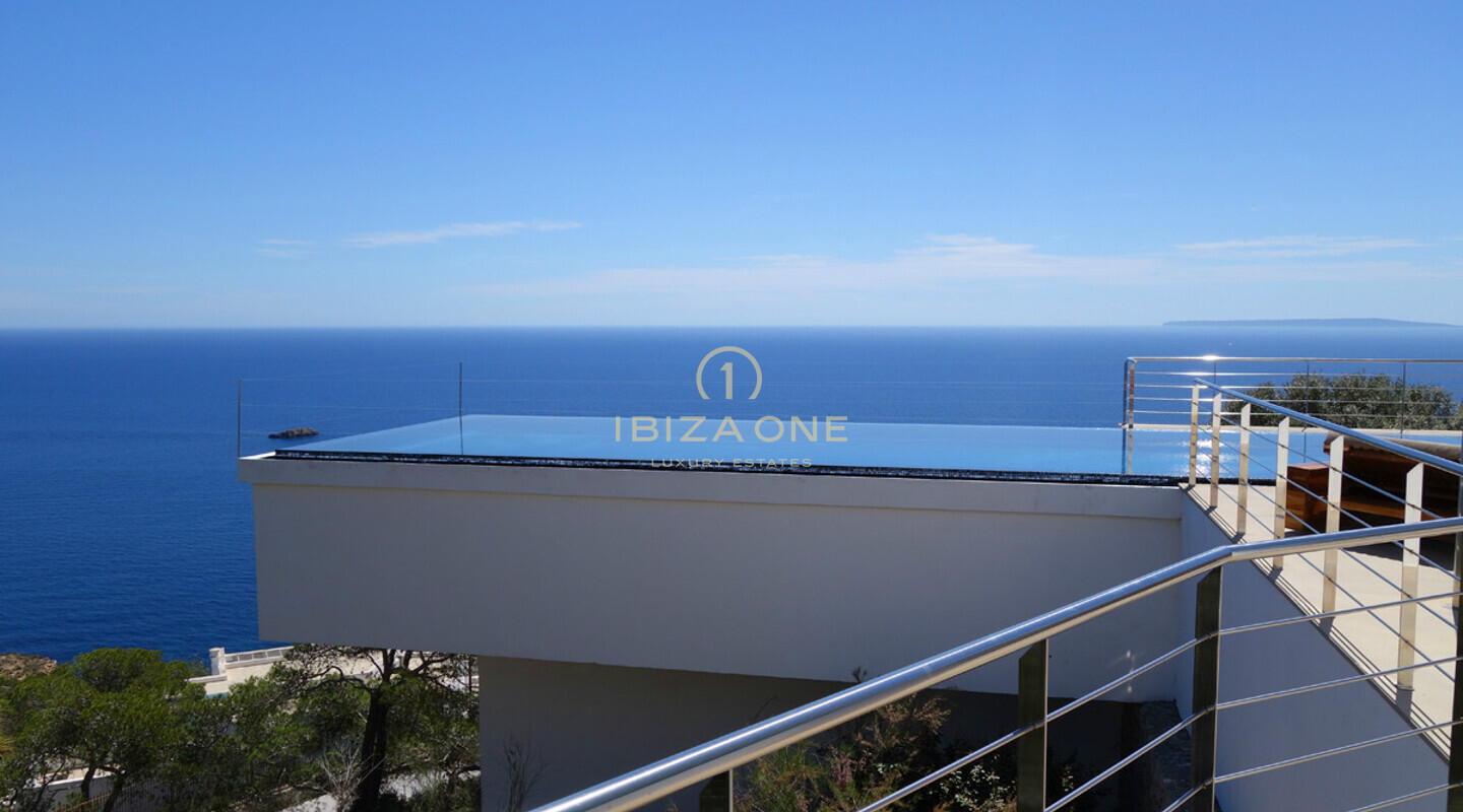 Moderna villa di lusso in stile con vista mozzafiato su Formentera e Dalt Vila in affitto - Villa di lusso in affitto in prima linea sul mare in cima alla montagna di Ibiza con vista mare a 270°, Ibiza