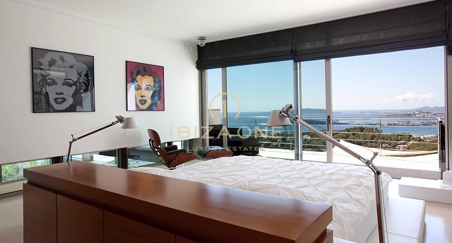 Moderne Design Villa Mit Traumblick Von Formentera Bis Dalt Vila Luxus Haus Zur Vermietung Erste Meereslinie Auf Der Bergspitze Von Ibiza Mit 270 Meerblick Ibiza Eivissa Ibiza One