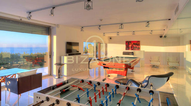 Modern luxury style villa with stunning views of Formentera and Dalt Vila for rent - Luxury villa for rent frontline sea on top of the mountain of Ibiza with a 270° sea view, Ibiza