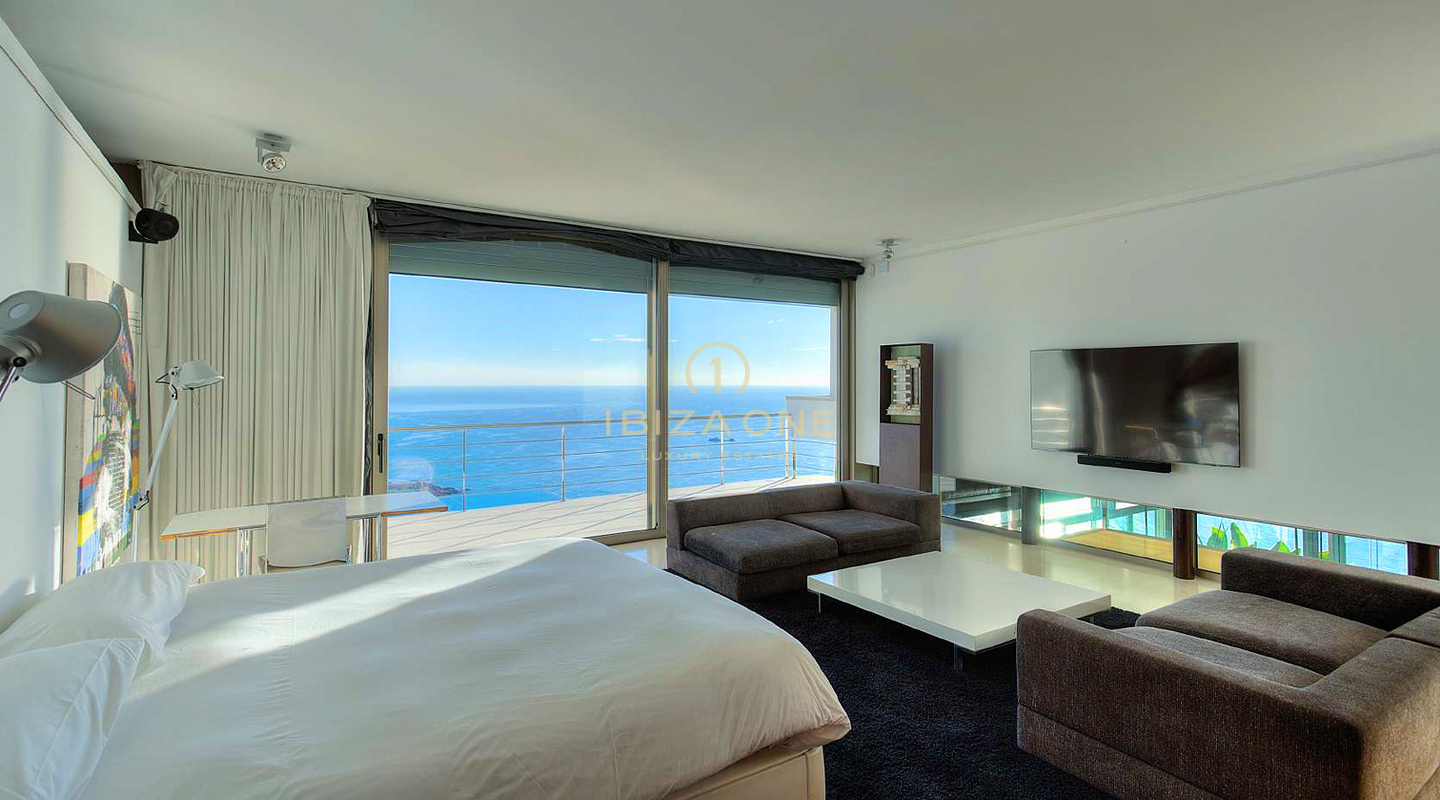 Modern luxury style villa with stunning views of Formentera and Dalt Vila for rent - Luxury villa for rent frontline sea on top of the mountain of Ibiza with a 270° sea view, Ibiza
