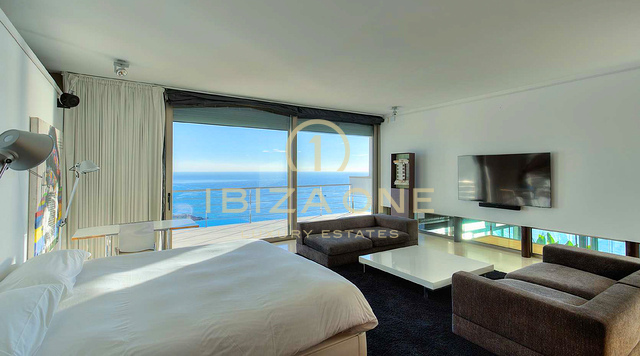 Villa moderna de estilo de lujo con impresionantes vistas a Formentera y Dalt Vila en alquiler - Villa de lujo en alquiler en primera línea de mar en la cima de la montaña de Ibiza con una vista al mar de 270 °, Ibiza