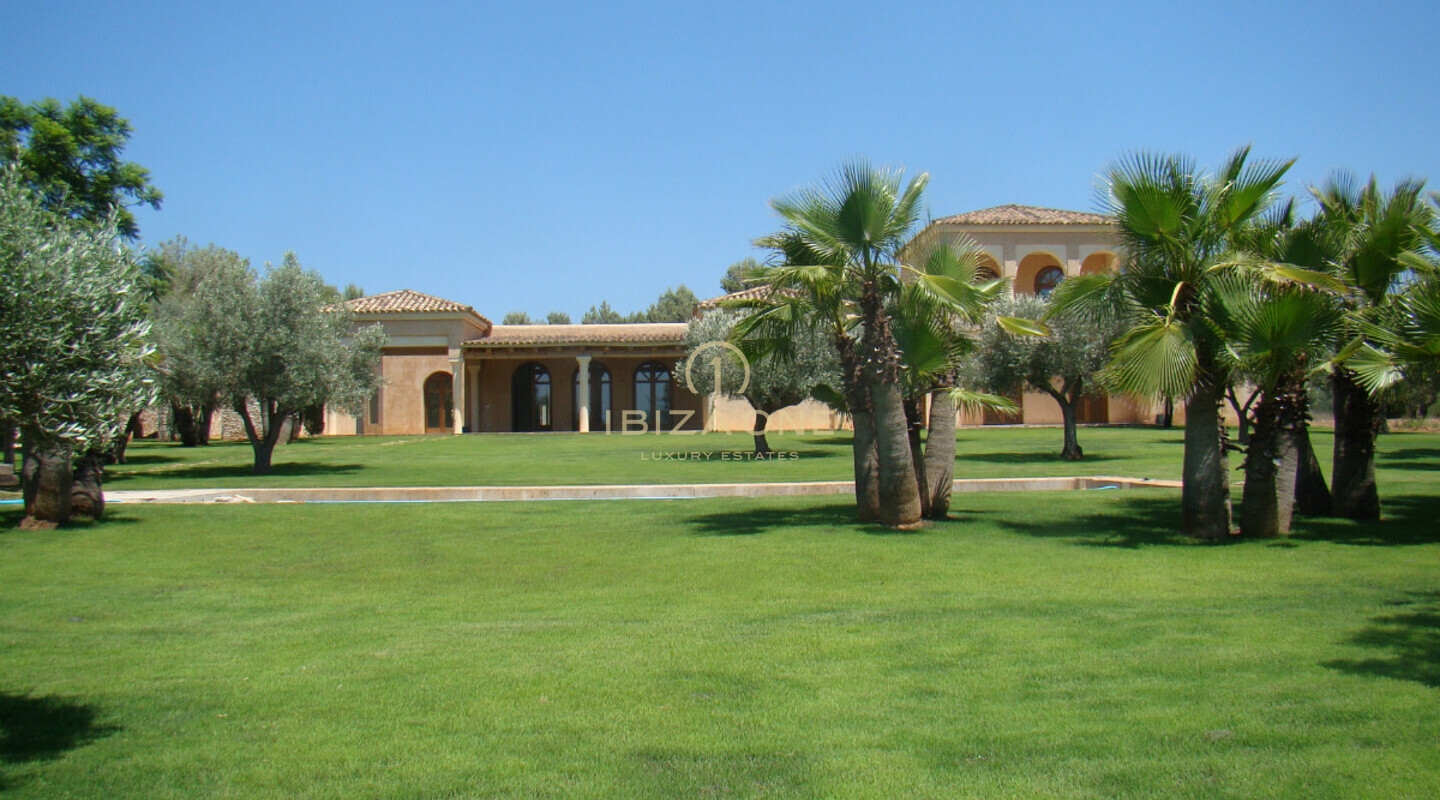 Maison de maître de luxe à vendre près d'Ibiza avec vue sur Dalt Vila, Ibiza - Maison de maître de luxe à louer près d'Ibiza avec vue sur Dalt Vila, Ibiza