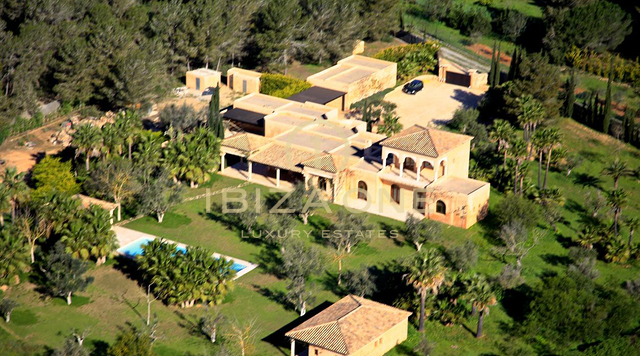 Luxusvilla in der Nähe von Ibiza mit Blick auf Dalt Vila zu verkaufen, Ibiza - Luxusvilla in der Nähe von Ibiza mit Blick auf Dalt Vila zu vermieten, Ibiza