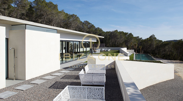 Villa moderne et luxueuse de construction récente avec vue imprenable sur la campagne et la mer - emplacement très exclusif à vendre, Ibiza - Villa moderne et luxueuse de construction récente avec vue imprenable sur la campagne et la mer - emplacement très exclusif à louer, Ibiza