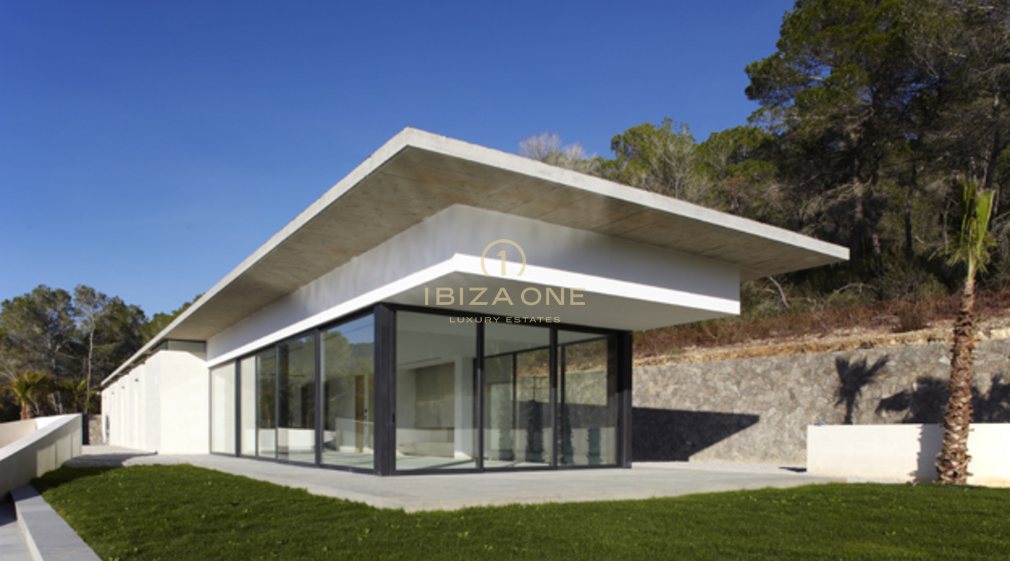 Villa moderne et luxueuse de construction récente avec vue imprenable sur la campagne et la mer - emplacement très exclusif à vendre, Ibiza - Villa moderne et luxueuse de construction récente avec vue imprenable sur la campagne et la mer - emplacement très exclusif à louer, Ibiza