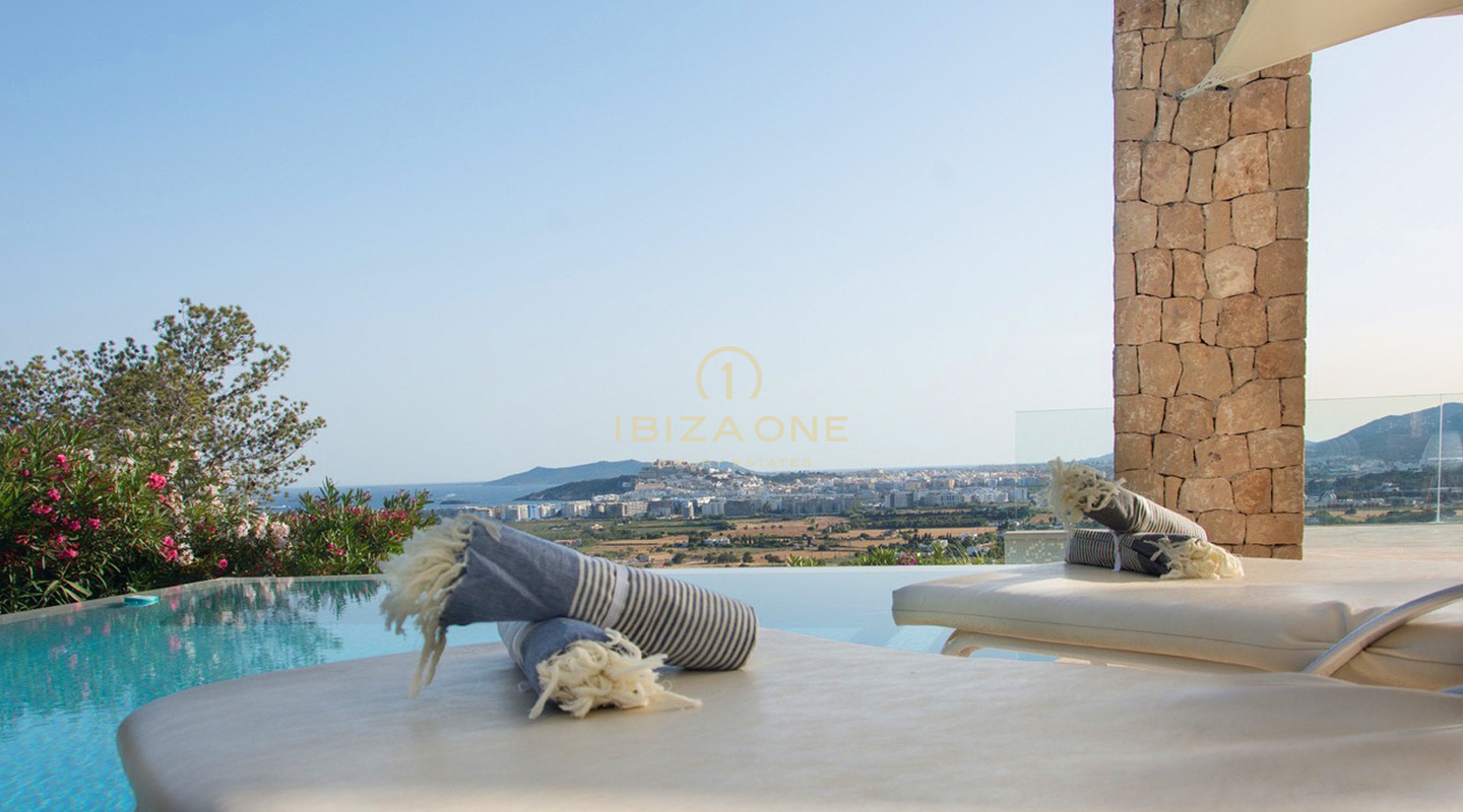 Villa de luxe moderne dans un emplacement privilégié à Can Rimbau à vendre, Ibiza - Villa de luxe moderne dans un emplacement privilégié à Can Rimbau à louer, Ibiza