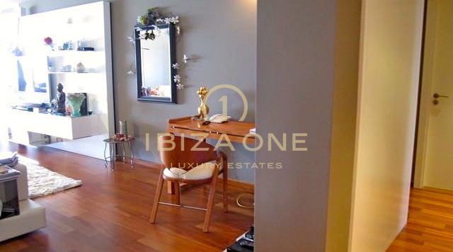 Apartamento de lujo y mobiliario de exterior en Marina Botafoch en venta, Ibiza - Apartamento de lujo y mobiliario de exterior en Marina Botafoch en alquiler, Ibiza