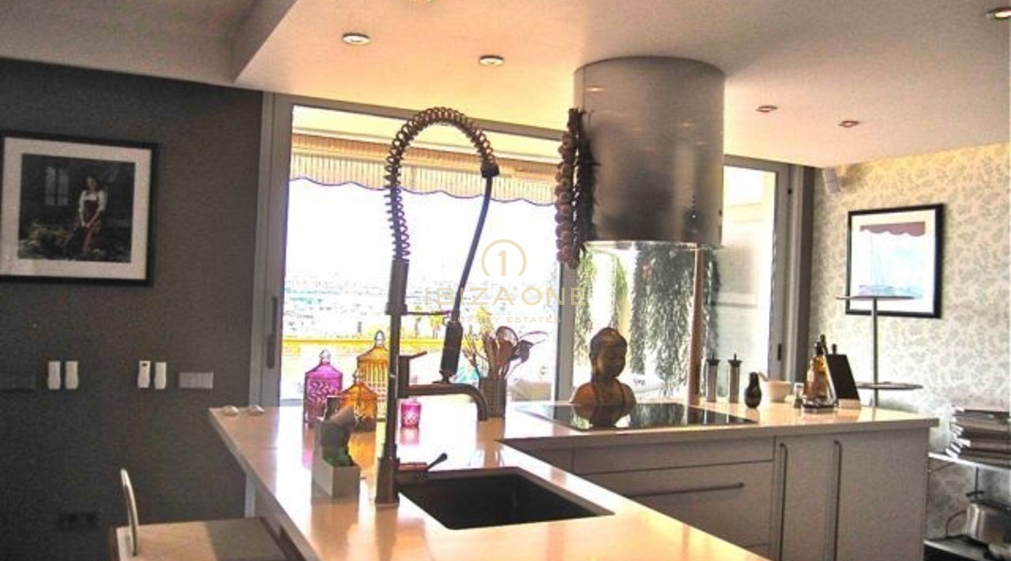 Luxus-Apartment mit Meerblick in der Marina Botafoch zu verkaufen, Ibiza - Luxus-Apartment mit Meerblick in der Marina Botafoch zu vermieten, Ibiza