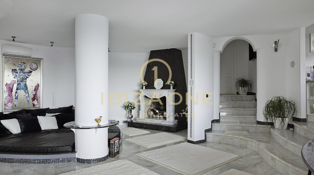 Luxe villa met schitterend uitzicht op Ibiza te koop, Ibiza - Luxe villa met schitterend uitzicht op Ibiza te huur, Ibiza