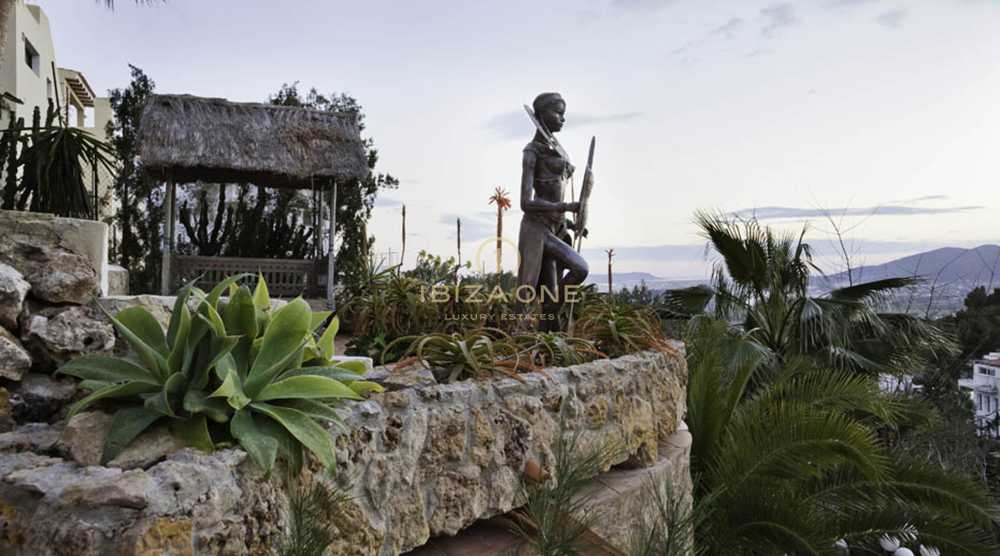 Luxusvilla mit atemberaubender Aussicht auf Ibiza zu verkaufen, Ibiza - Luxusvilla mit atemberaubender Aussicht auf Ibiza zu vermieten, Ibiza