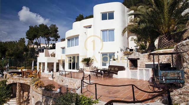 Luxe villa met schitterend uitzicht op Ibiza te koop, Ibiza - Luxe villa met schitterend uitzicht op Ibiza te huur, Ibiza