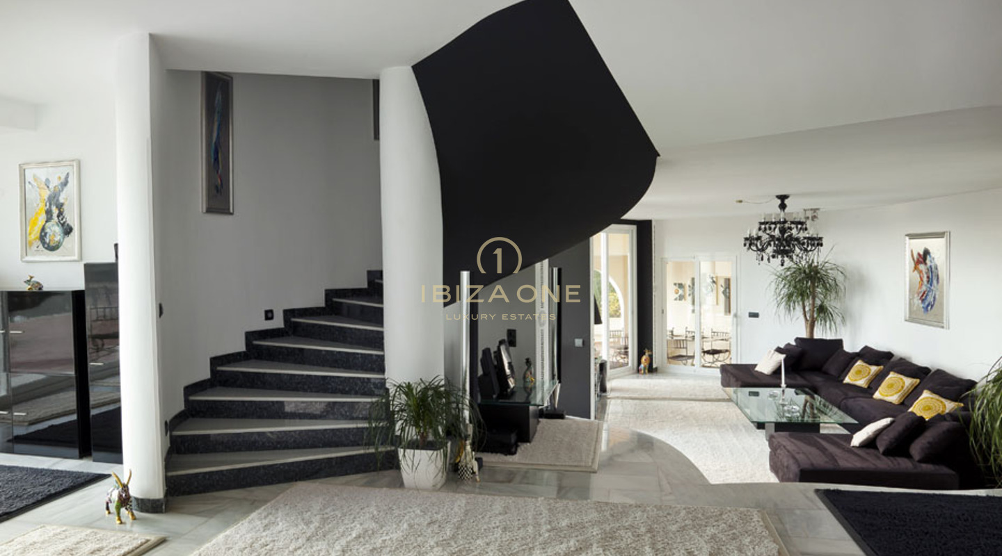 Luxusvilla mit atemberaubender Aussicht auf Ibiza zu verkaufen, Ibiza - Luxusvilla mit atemberaubender Aussicht auf Ibiza zu vermieten, Ibiza