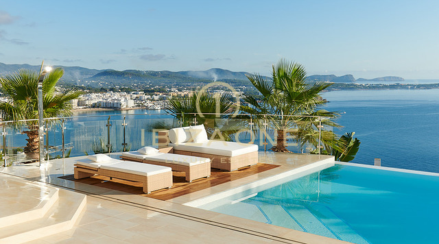 Moderne luxe villa met panoramisch uitzicht en luxe prachtige villa te koop, Ibiza - Moderne luxe villa met panoramisch uitzicht en luxe prachtige villa te huur, Ibiza