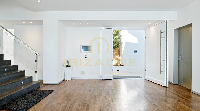Modern luxury villa with panoramic views and luxury stunning villa for sale, Ibiza - Modern luxury villa with panoramic views and luxury stunning villa for rent, Ibiza