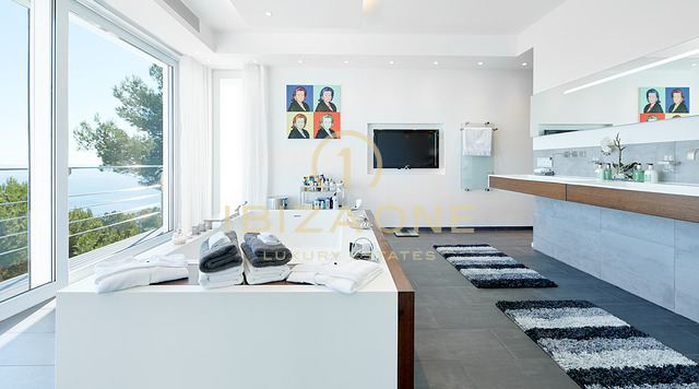 Moderne luxe villa met panoramisch uitzicht en luxe prachtige villa te koop, Ibiza - Moderne luxe villa met panoramisch uitzicht en luxe prachtige villa te huur, Ibiza