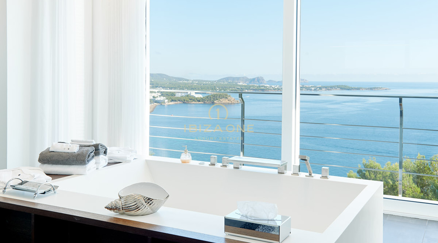 Moderne luxe villa met panoramisch uitzicht en luxe prachtige villa te koop, Ibiza - Moderne luxe villa met panoramisch uitzicht en luxe prachtige villa te huur, Ibiza
