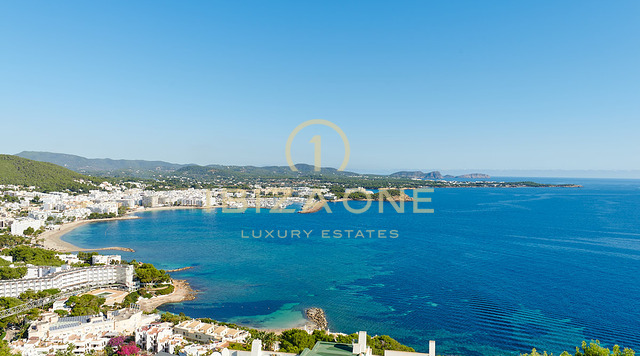 Moderne Luxusvilla mit Panoramablick und luxuriöse, atemberaubende Villa zu verkaufen, Ibiza - Moderne Luxusvilla mit Panoramablick und luxuriöse, atemberaubende Villa zu vermieten, Ibiza